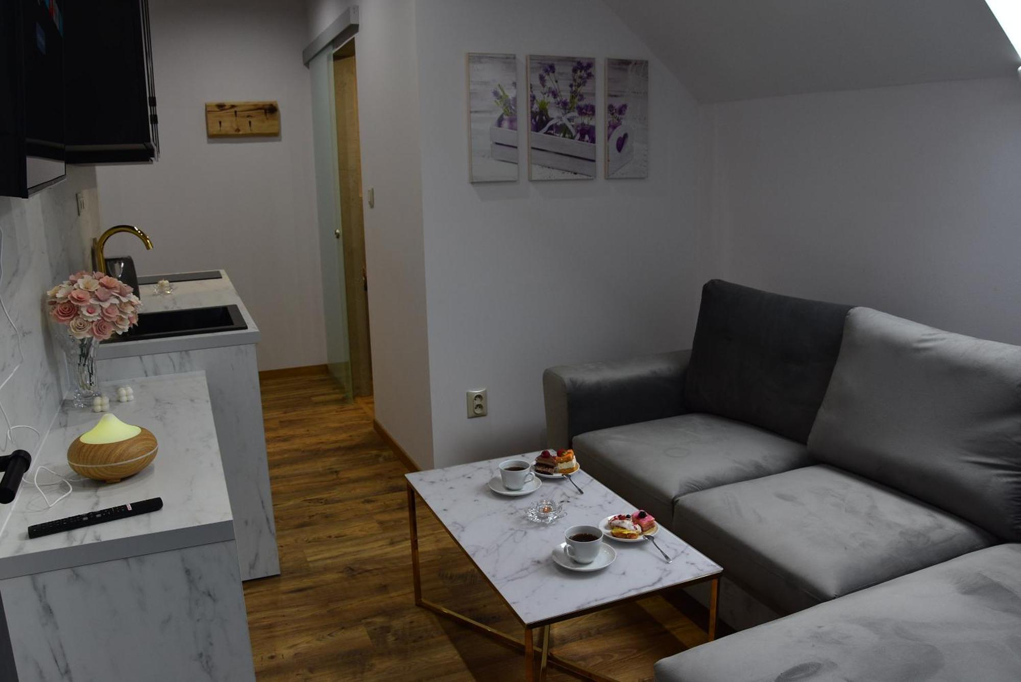 Apartmany Zakovce & Spa Vel'ka Lomnica Eksteriør billede